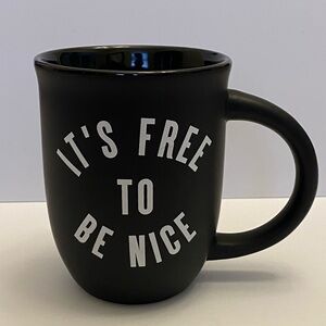 Landry’s Golden Nugget “It’s Free to be Nice” Black Satin Coffee Mug Brand New